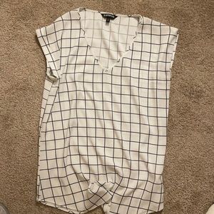 Express blouse tee